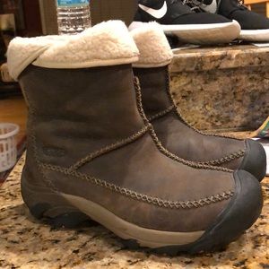 Keen boots 200 Gram insulation